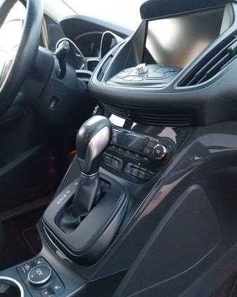 Ford Kuga cena 58900 przebieg: 198000, rok produkcji 2015 z Gryfino małe 379